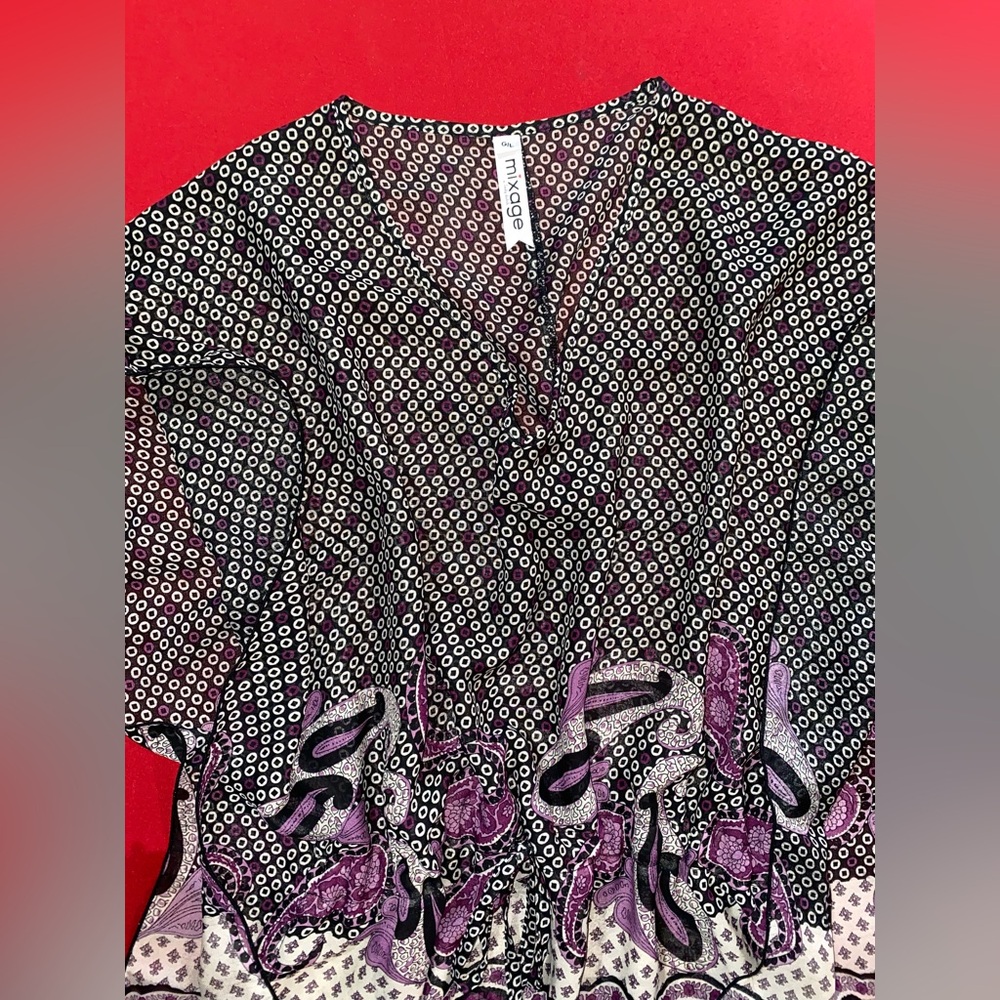 Blouse - Picture 2 of 5